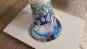 remove flip cup acrylic pouring tutorial